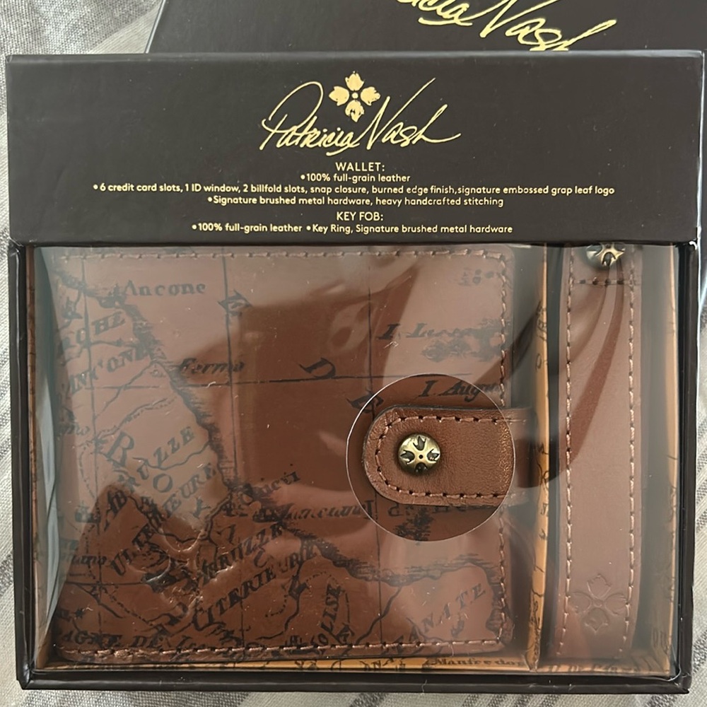 NWT Patricia Nash wallet and key fob